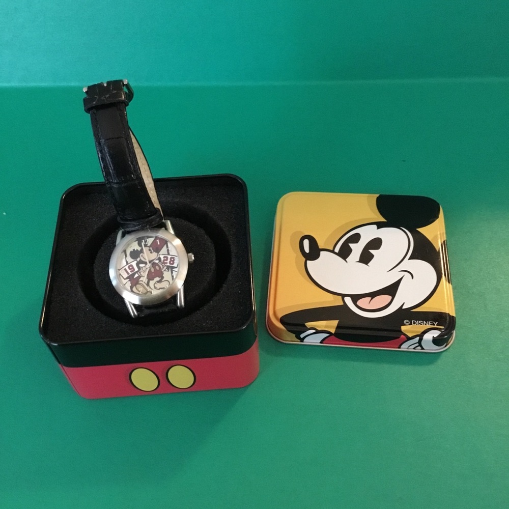 Disney Limited Release Mickey Men’s Watch